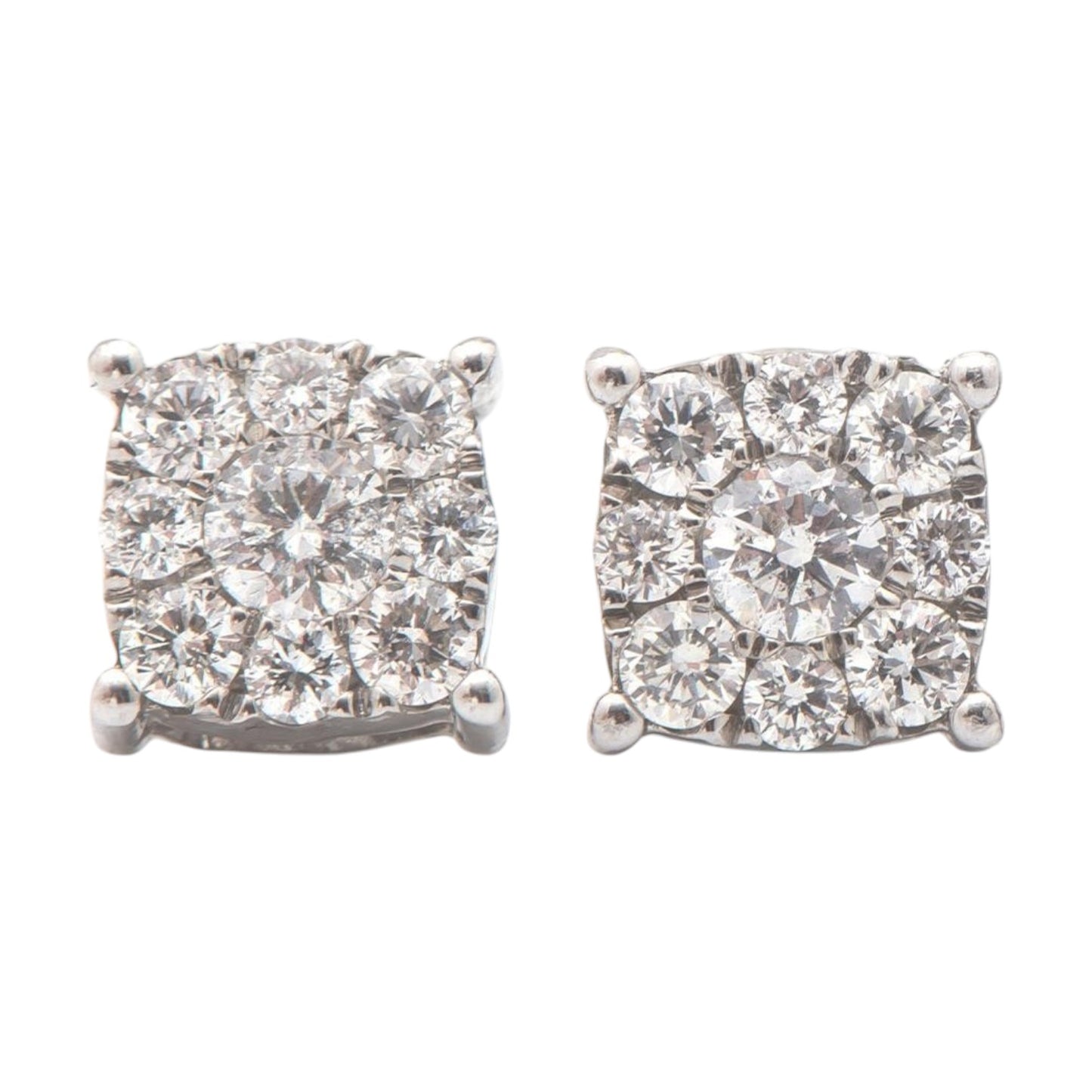 Diamond Stud Earrings, 0.60 Carats