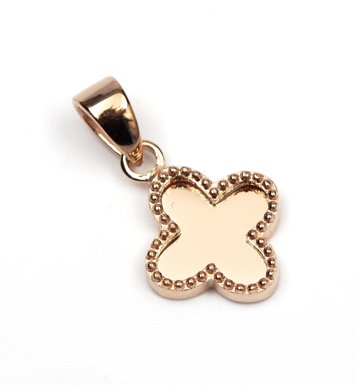 Clover Pendant and Chain
