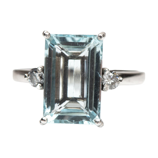 Aquamarine Dress Ring, 7.05 Carats