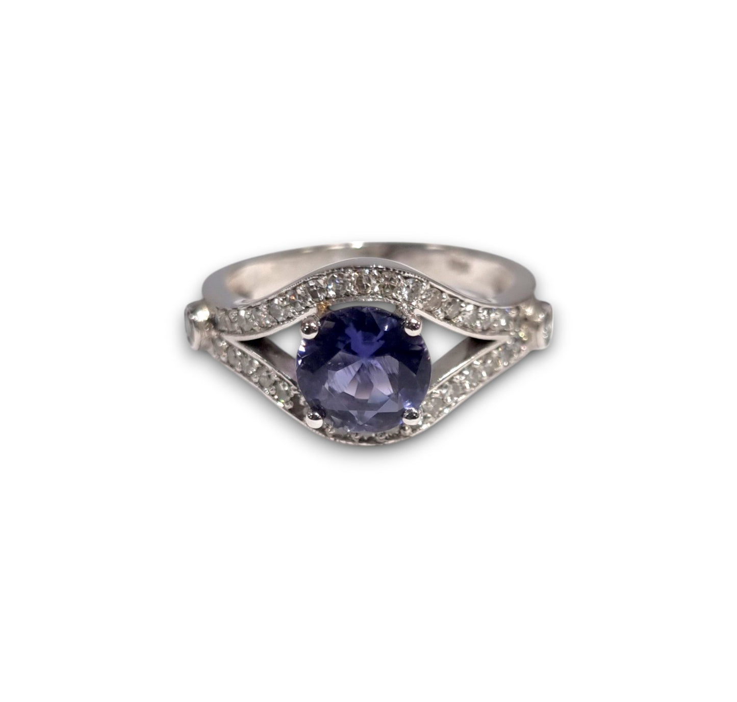 Tanzanite and Diamond Ring